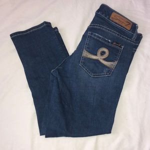 Seven7’s Low Rise Cropped Jeans Size 6